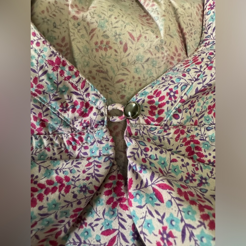 Marc by Marc Jacobs Ruffle Front Top - Picture 7 of 9
